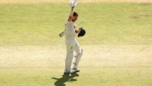 Head's century leaves Australia in complete control