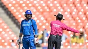वर्ल्ड कप में हुई तीखी बहस के बाद अफ़गानिस्तान के ऑल-राउंडर मोहम्मद नबी पर सज़ा